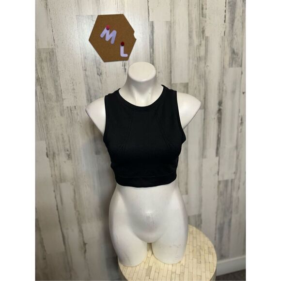 Black crop top - Picture 1 of 9